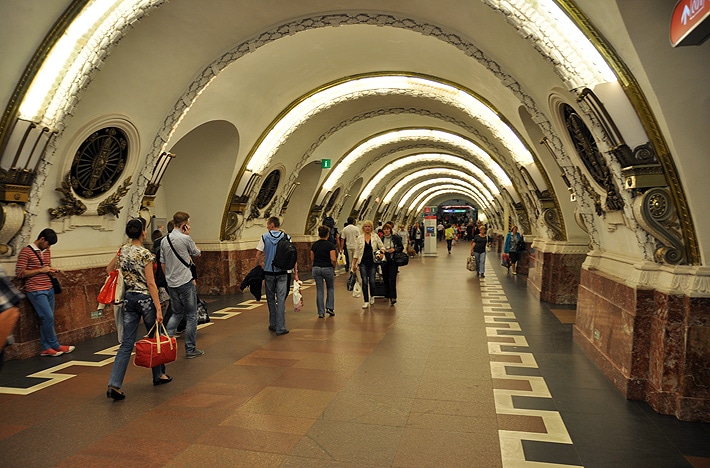 Metro w Sankt Petersburgu