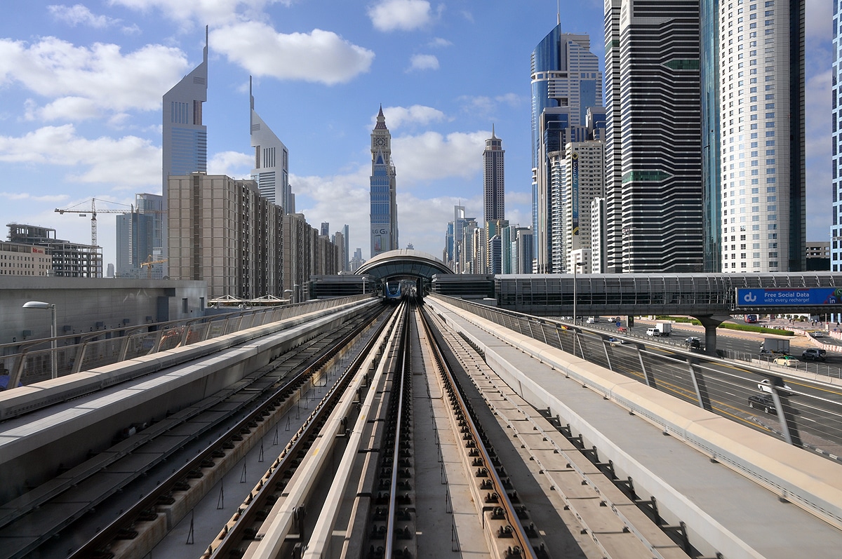 Dubai mertro