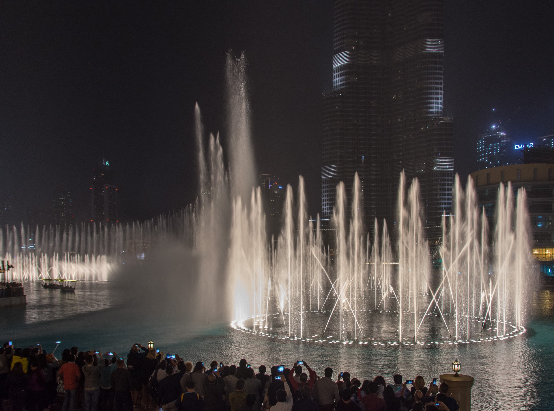 Dubaj - fontanny