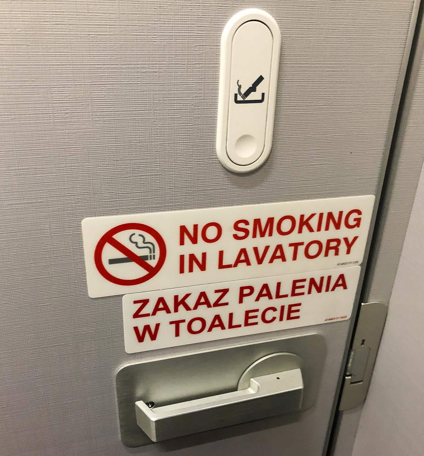 Popielniczka w samolocie
