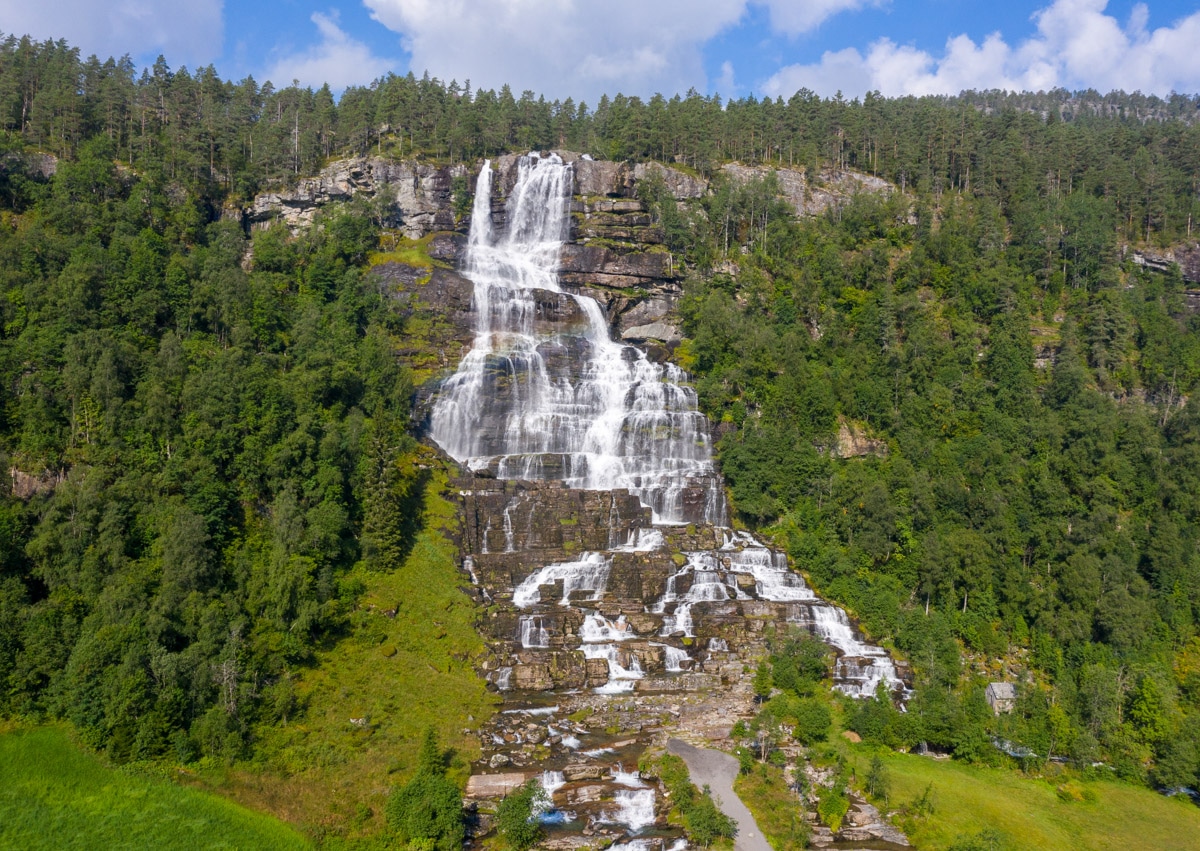 Wodospad Tvindefossen