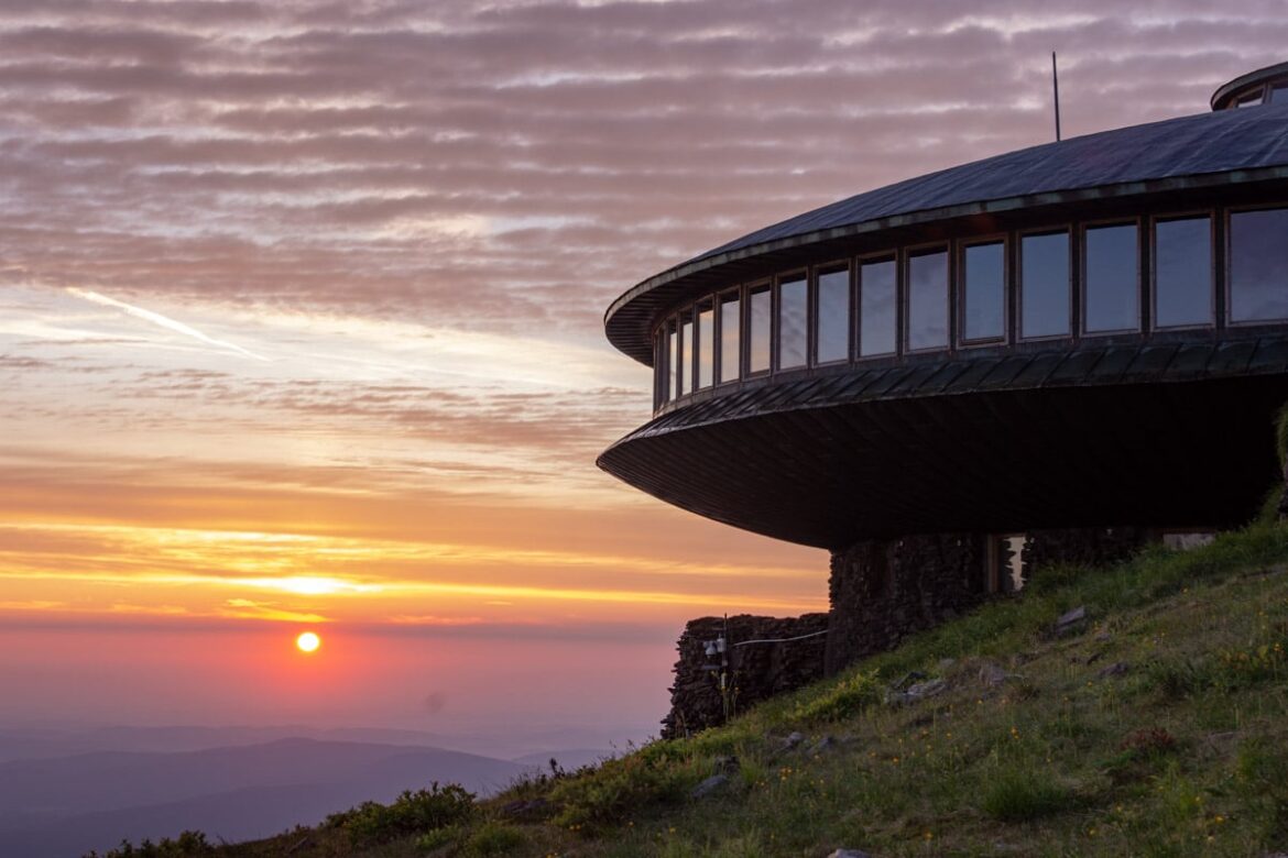 Obserwatorium na Śnieżce - wschód Słońca