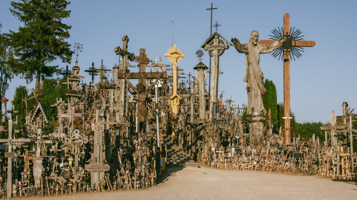 Góra Krzyży w Szawlach, Litwa