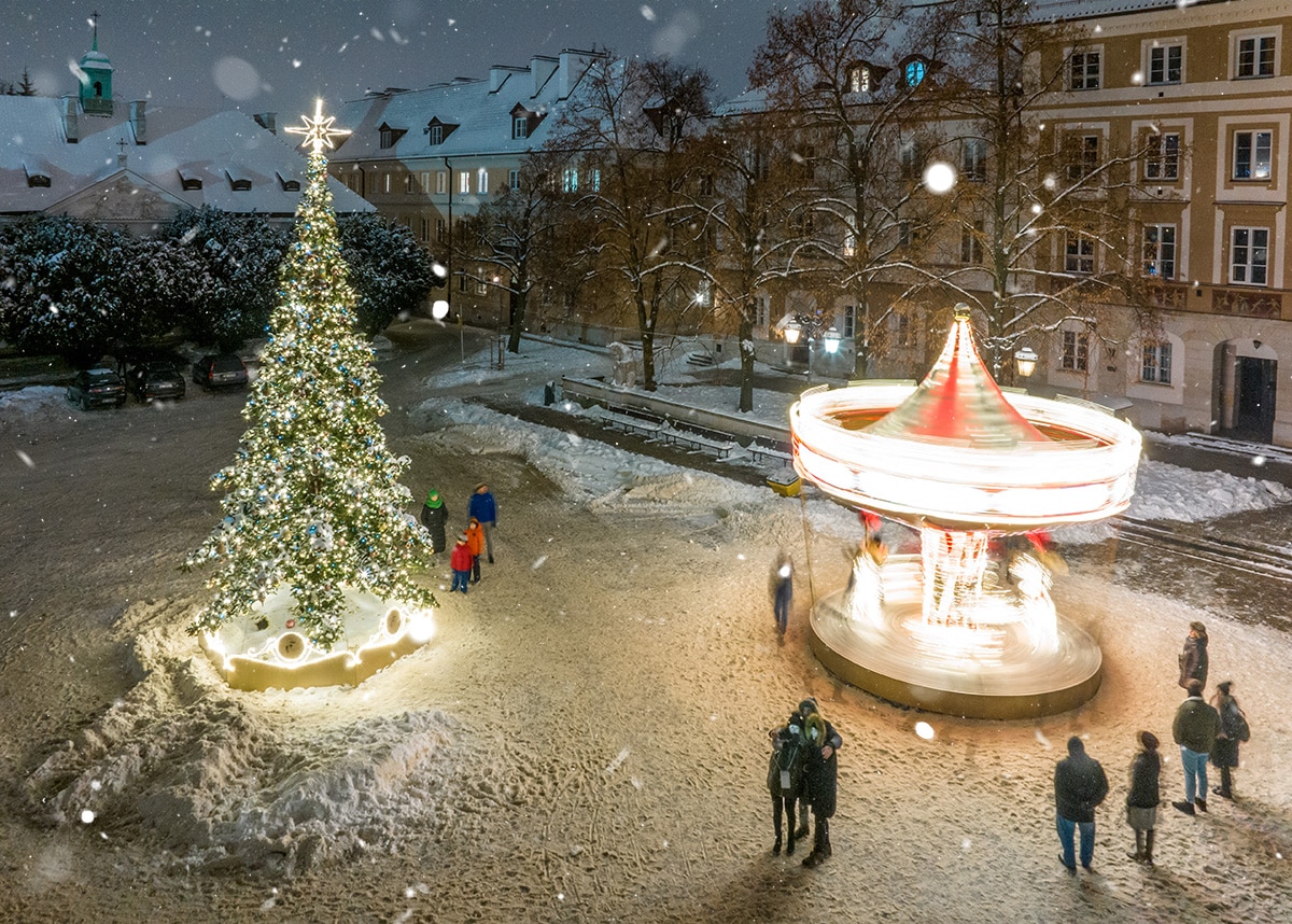 Rynek Nowego Miasta w Warszawie zimą